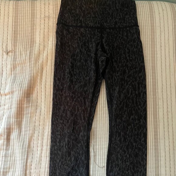 Lululemon wunder train high rise leggings - Picture 1 of 3